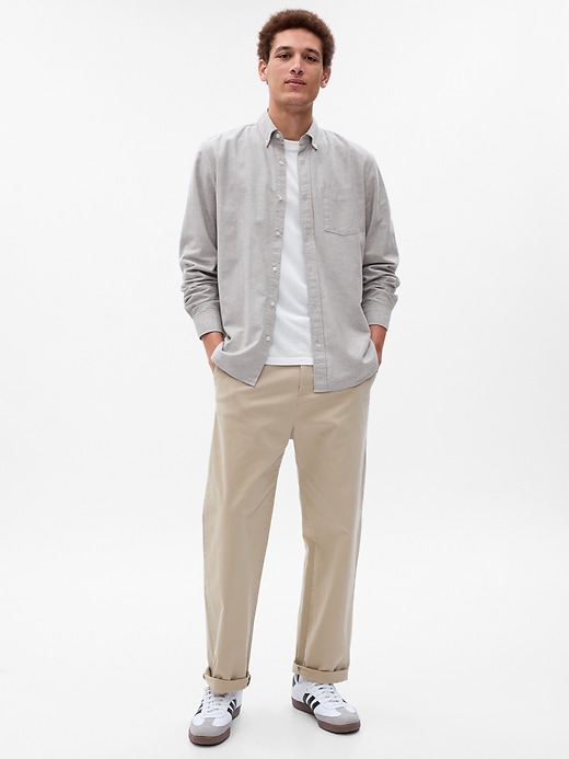 Classic Oxford Shirt in Standard Fit Classic Oxford Shirt in Standard Fit