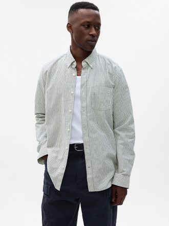 Classic Oxford Shirt in Standard Fit