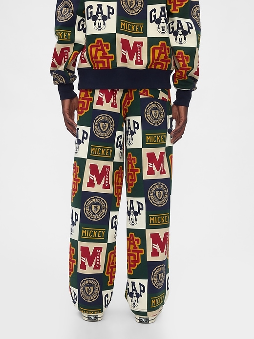 Gap × Disney Logo Baggy Sweatpants Gap × Disney Logo Baggy Sweatpants
