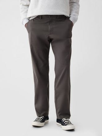 Modern Khakis in Relaxed Fit