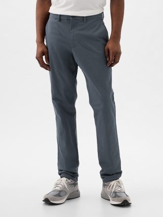 Modern Khakis in Slim Fit