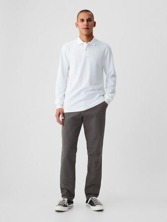 Modern Khakis in Slim Fit