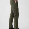 Modern Khakis in Straight Fit