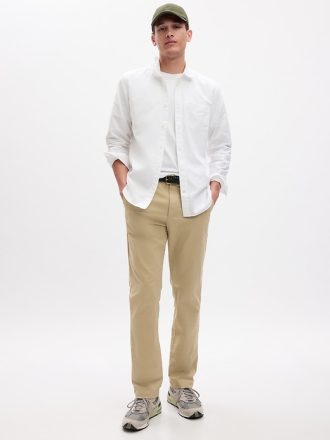 Modern Khakis in Straight Fit