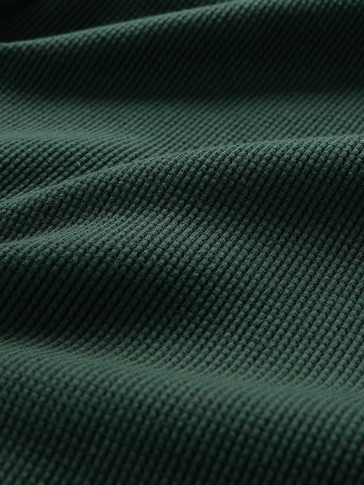 Waffle-Knit Raglan T-Shirt Waffle-Knit Raglan T-Shirt