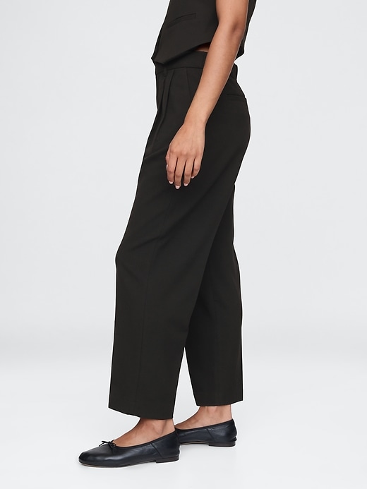 365 High Rise Brushed Twill Pleated Taper Trousers 365 High Rise Brushed Twill Pleated Taper Trousers