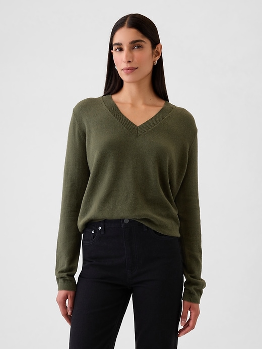CashSoft V-Neck Sweater CashSoft V-Neck Sweater