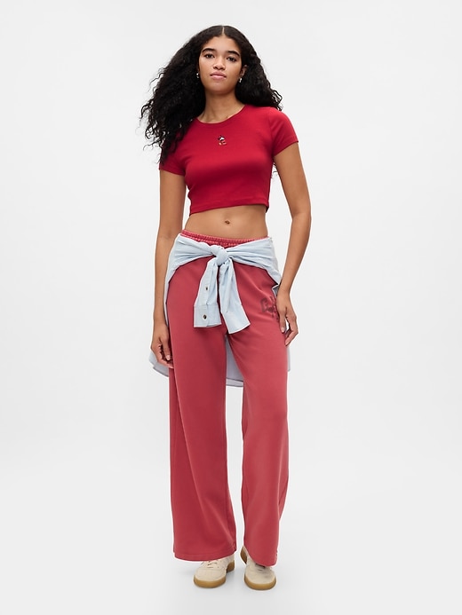 Gap × Disney Cropped Crewneck T-Shirt Gap × Disney Cropped Crewneck T-Shirt