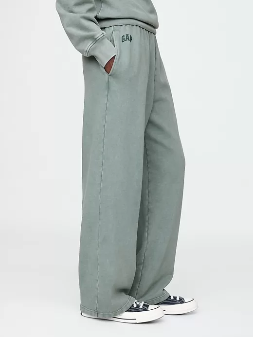 Gap × Disney Extra Baggy Sweatpants Gap × Disney Extra Baggy Sweatpants