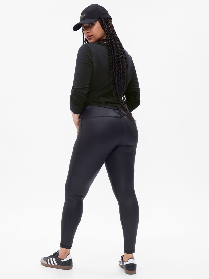 GapFit Breathe T-Shirt GapFit Breathe T-Shirt