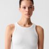GapFit Seamless Rib Cropped Halter Tank Top