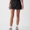 GapFit Sky High Rise Runaround Exercise Skort