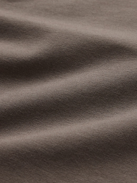 Modern Compact Jersey Cropped T-Shirt Modern Compact Jersey Cropped T-Shirt