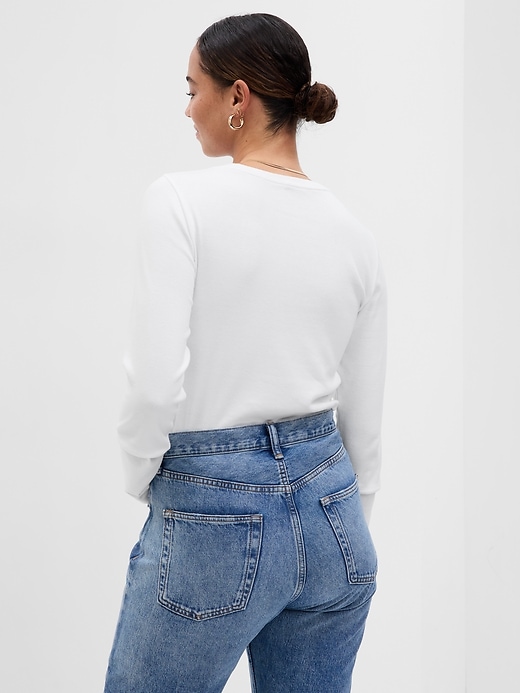 Modern Crewneck T-Shirt Modern Crewneck T-Shirt