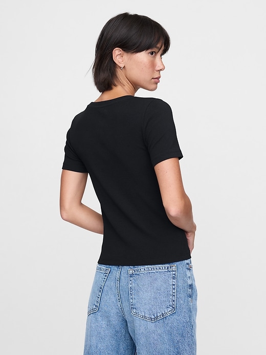 Modern Cropped Logo T-Shirt Modern Cropped Logo T-Shirt