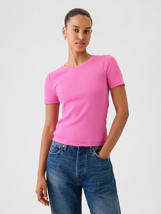 Modern Cropped T-Shirt Modern Cropped T-Shirt