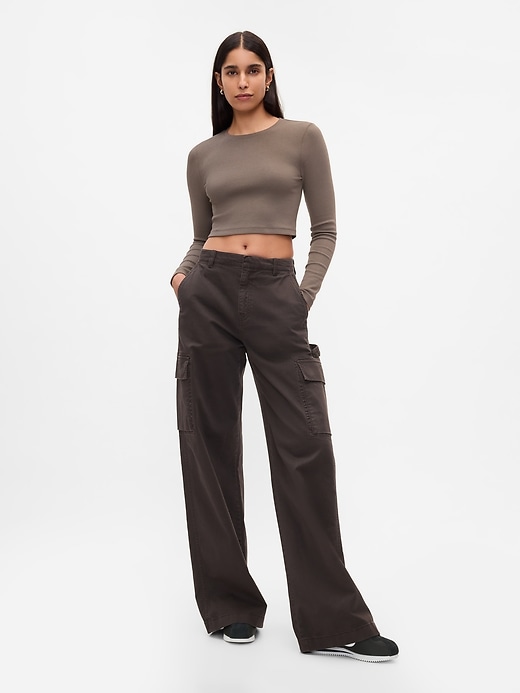 Modern Cropped T-Shirt Modern Cropped T-Shirt