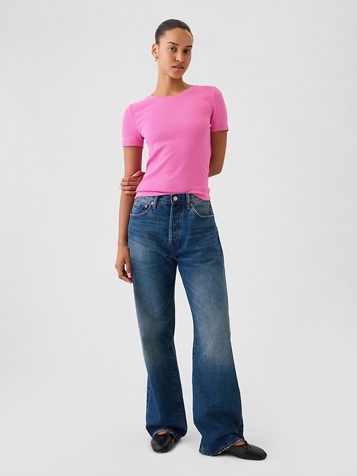Modern Cropped T-Shirt Modern Cropped T-Shirt